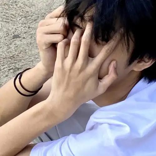 成熟头像男生真人高清男生非常的有气质