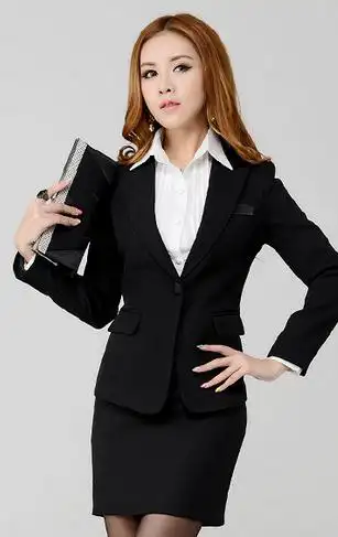 投资理财公司女性正装