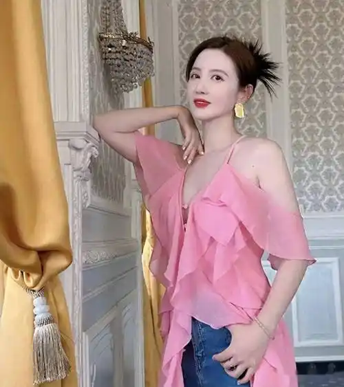 张萌"迷倒"百亿总裁!