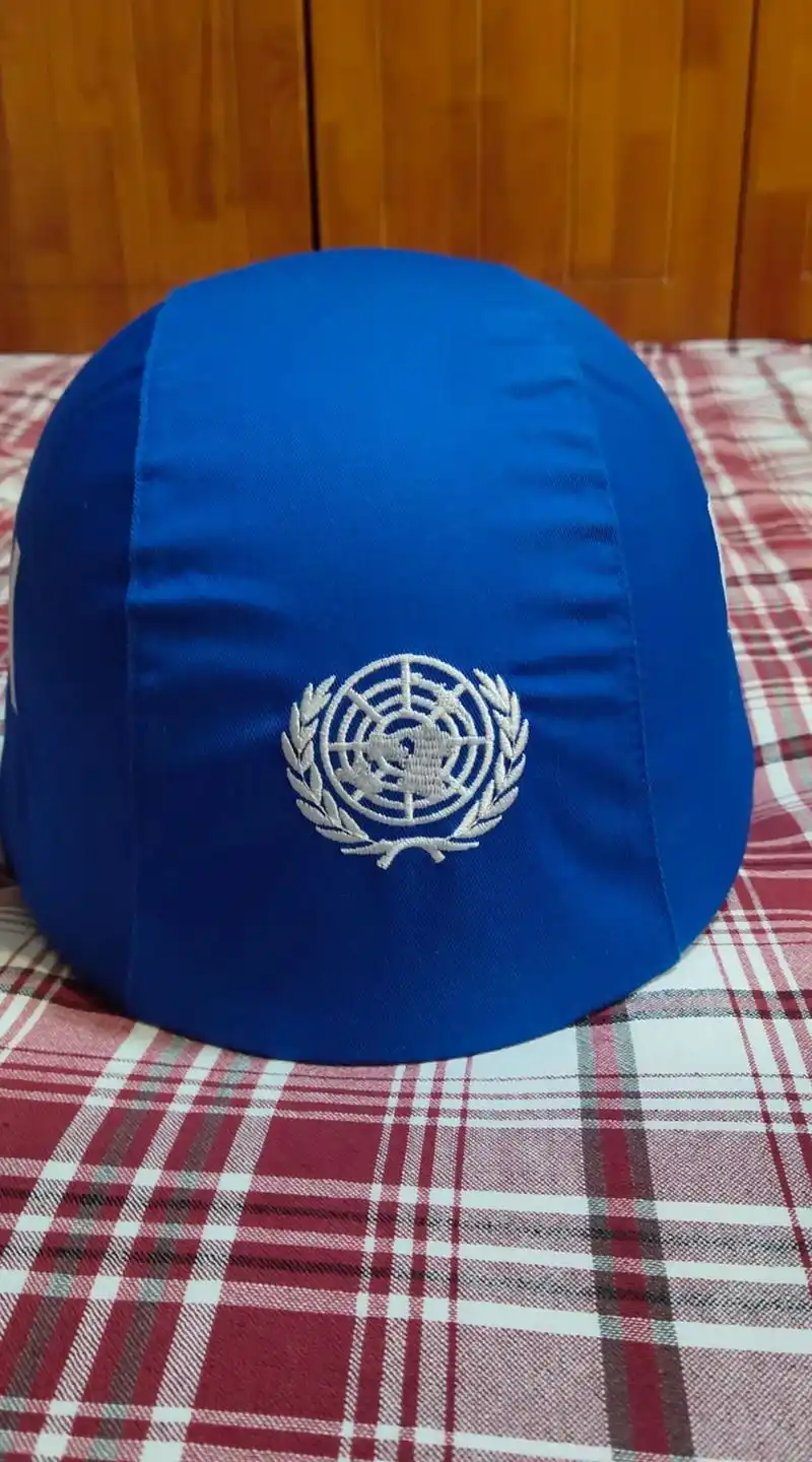 中国蓝盔.这一回是plus版,上一版有网友辨别出来有问题,感