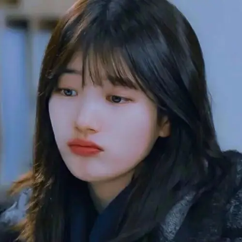 女生ins头像裴秀智头像