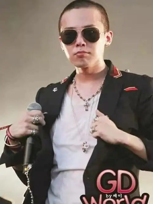 权志龙寸头的龙哥超man爱了爱了