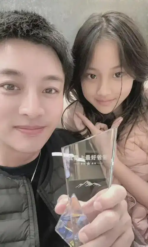 贾乃亮离婚待遇高庆生不被李小璐刁难要人气甜馨配合制造话题