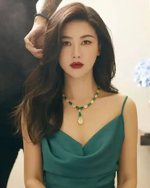 朱珠是怎么在浪姐4里美出圈的?