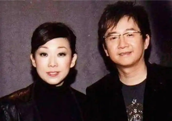 林忆莲:离开她李宗盛失落,53岁与新男友分手,活在爱情里的一生