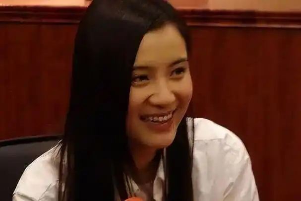 宋佳感情经历大揭秘从初恋到如今的单身曲折背后的故事惊人