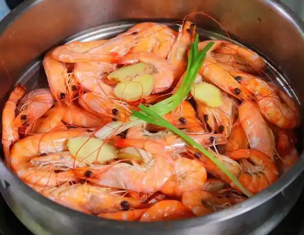 "《论语·乡党》:"君赐腥,必熟而荐之.