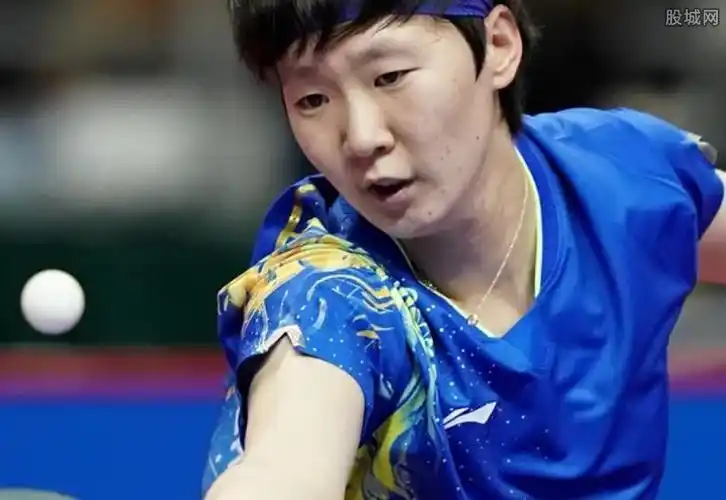 值得一提的是,林高远的女友不是王曼昱,其和王曼昱只是战友.