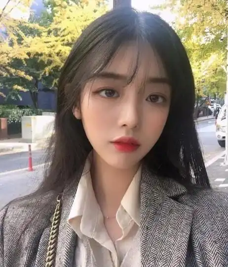 长发刘海造型搭配指南 最美的减龄瘦脸刘海