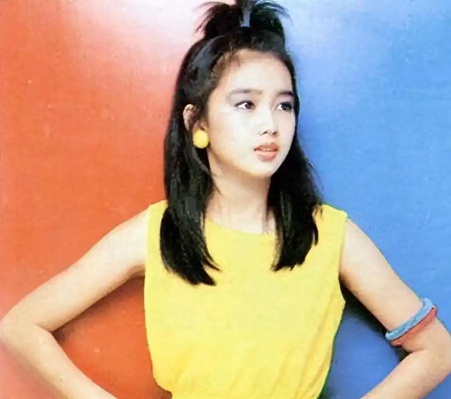 刘德华的女儿刘向蕙:小小年纪身家过亿,心疼母亲为爱躲藏23年