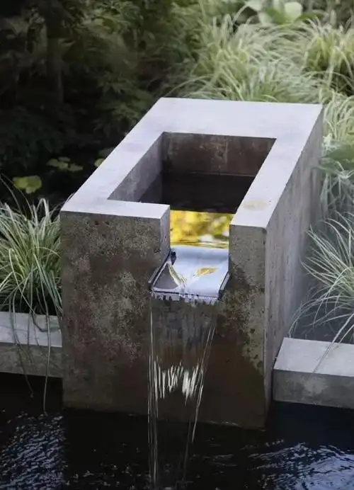 出水口水景中的细节之美