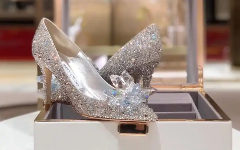 活动作品jimmychoo水晶鞋