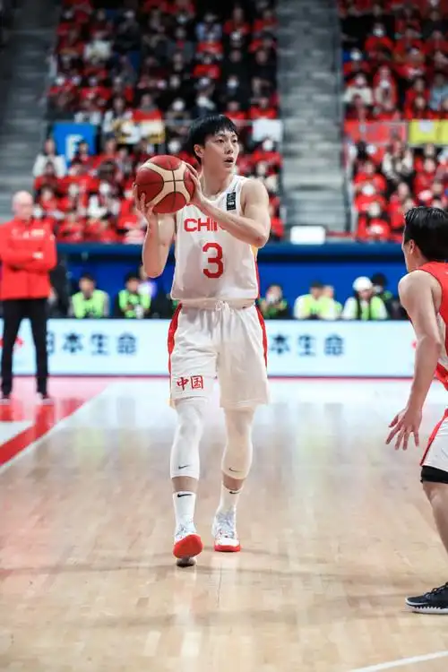 胡明轩cba全明星票王##胡明轩cba全明星总票王##男篮亚预赛##中国