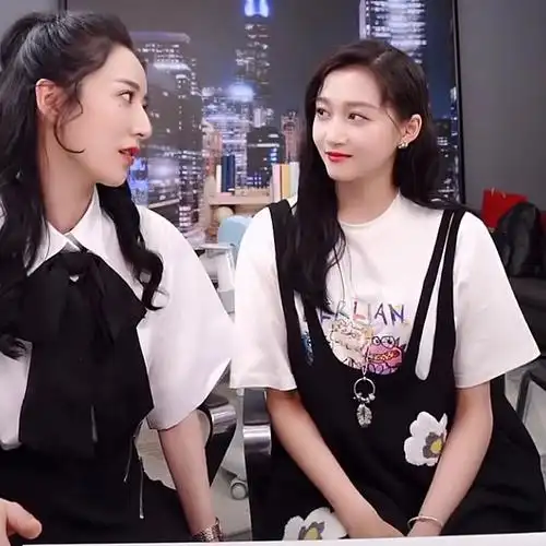 herlian关晓彤杨超越同款可爱鸡蛋蛋花吊带百搭连衣裙