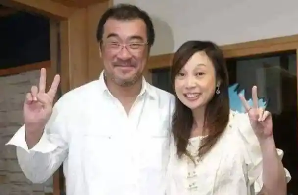 1992年,朱卫茵将李宗盛介绍给林忆莲,5年后,老公被抢走_音乐_时候