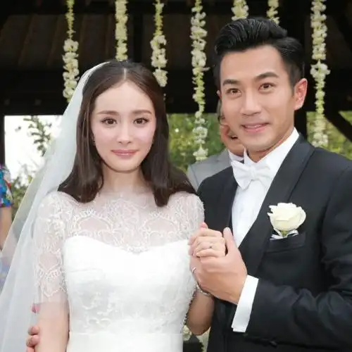 杨幂刘恺威幸福婚礼婚纱组图