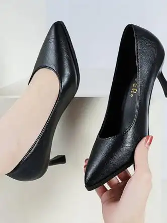 京峋黑色职业高跟鞋女春季新款真皮尖头细跟单鞋浅口百搭办公室专用鞋