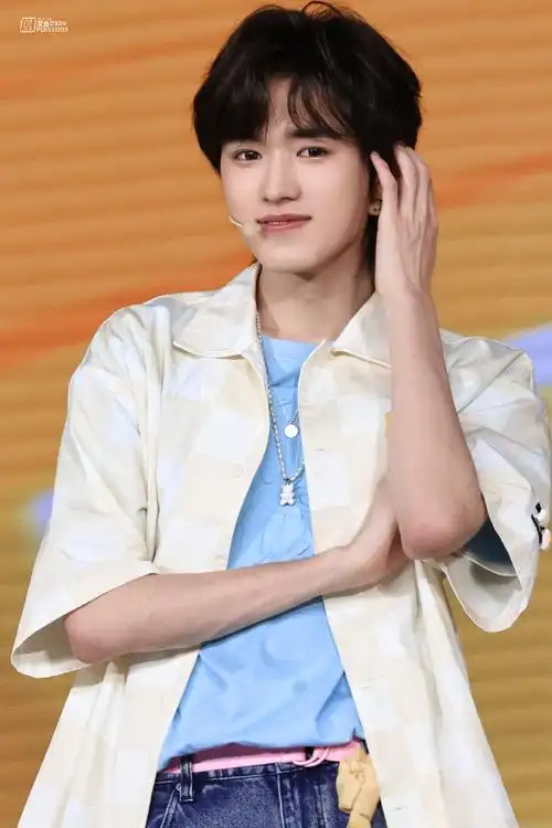 宋亚轩超话95#宋亚轩康师傅冰红茶品牌代言人#    最可爱的你