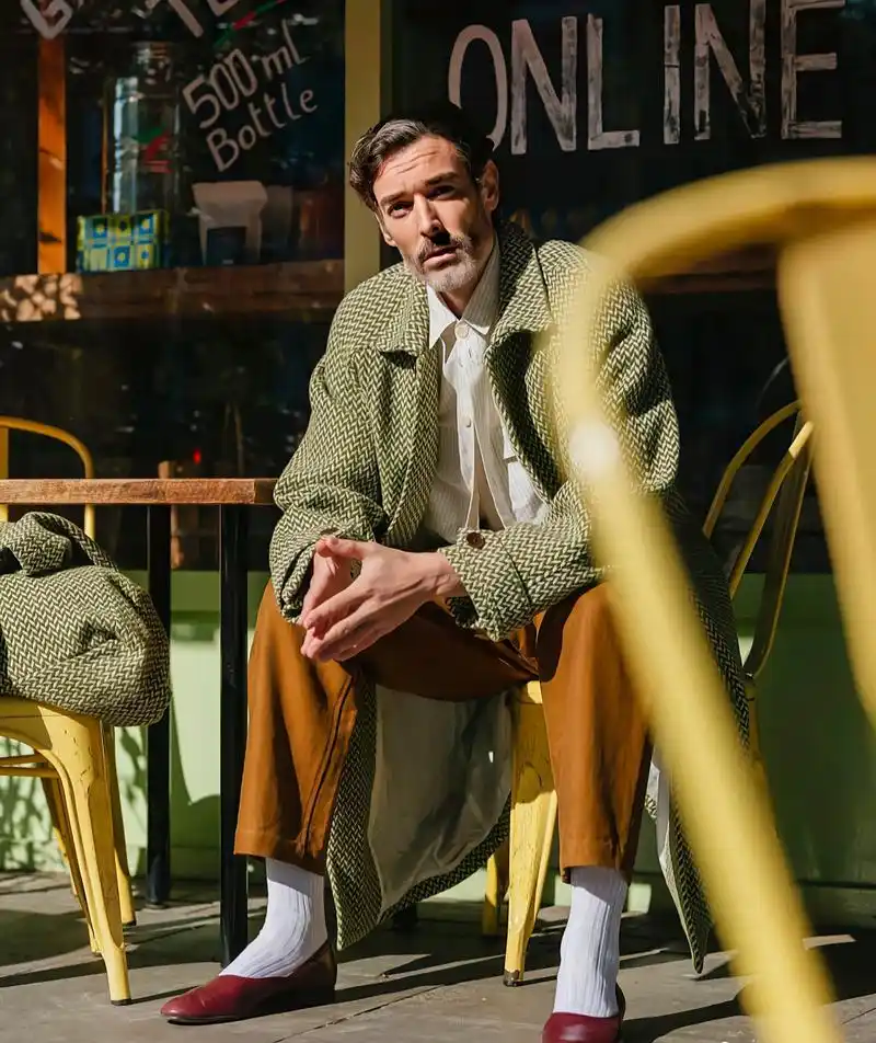 英国首席男模究竟可以有多时尚?网友表示:简直是行走的荷尔蒙