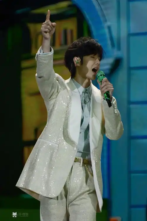 王一博全场绿海##王一博新歌我在##王一博平安喜乐