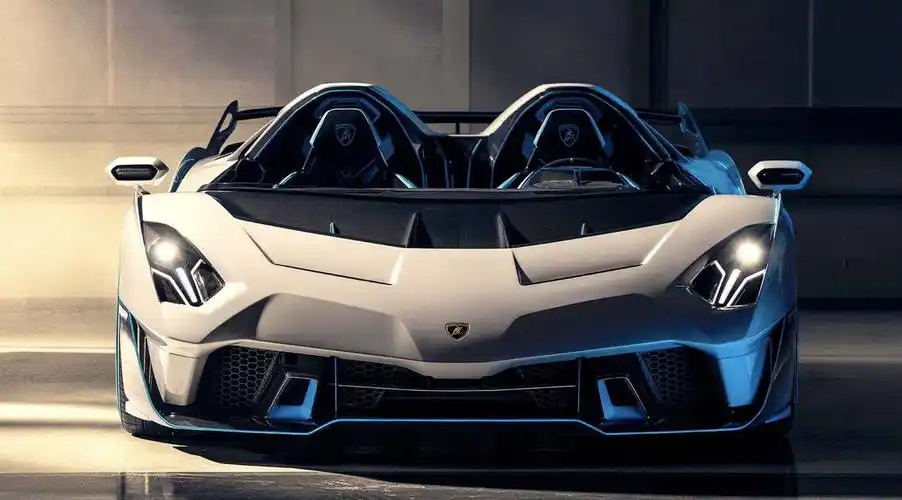 公牛的气势兰博基尼squadracorse气势汹汹