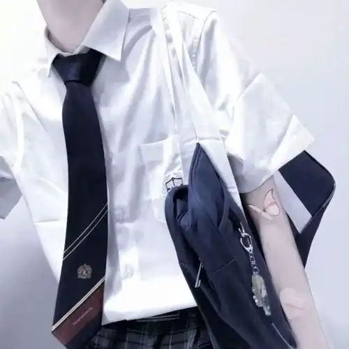 qq头像男生帅气穿校服 - 搜狗图片搜索