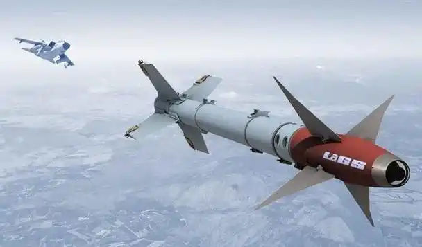 霹雳-15的诞生中国空空导弹技术的一大飞跃也是在乌克兰的技术支持下