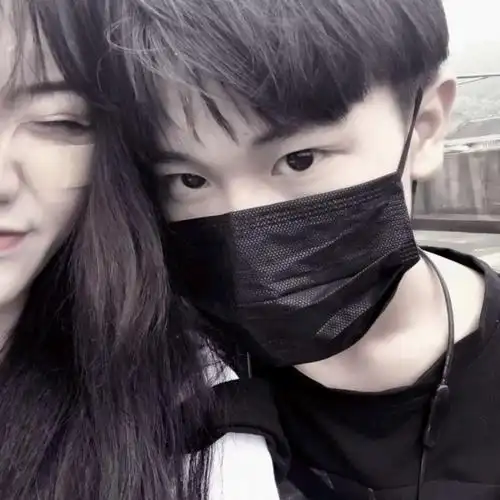 真人情头两张一人一张