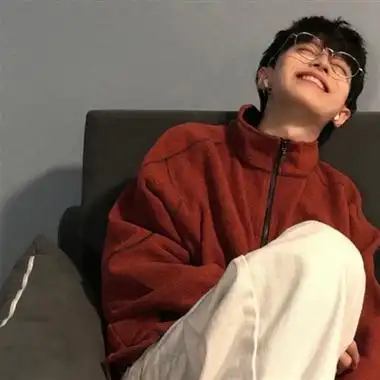 沙雕又不失帅气的头像男(精选12张)