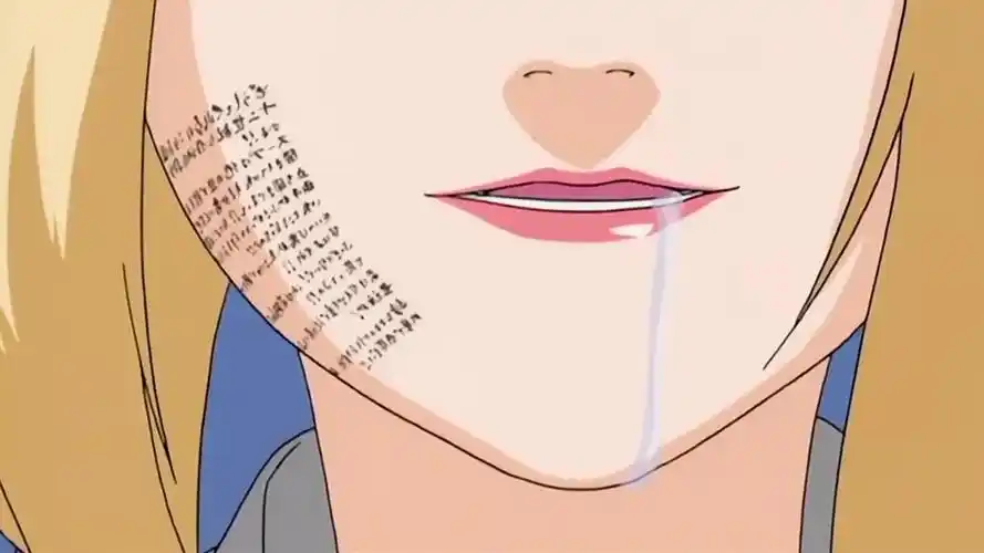 火影忍者:纲手偷懒睡觉,流口水的样子有点可爱.