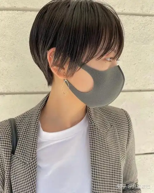 有哪些适合女生剪的男生发型? - 知乎