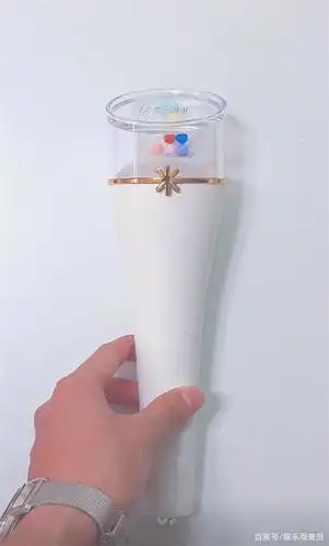 女团新推出的应援棒,哪个更好看呢?网友直说itzy的强!
