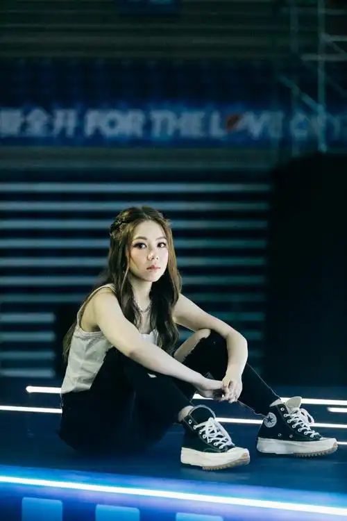 2019邓紫棋写真高清无水印壁纸 歌手 明星 时尚摄影 音乐综艺《中国新