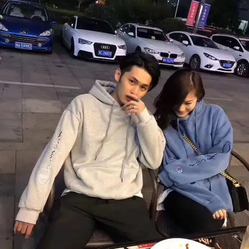 超火情侣装卫衣男女装小红书同款粉色刺绣闺蜜装卫衣