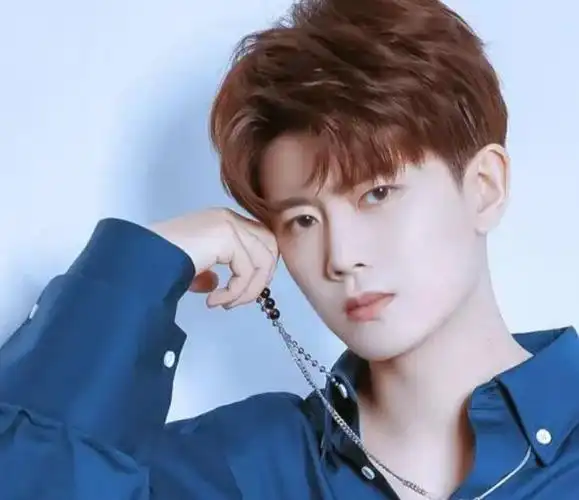 任嘉伦陷出轨风波,疑与人妻苟且,被女方老公暴揍,信息量太大!