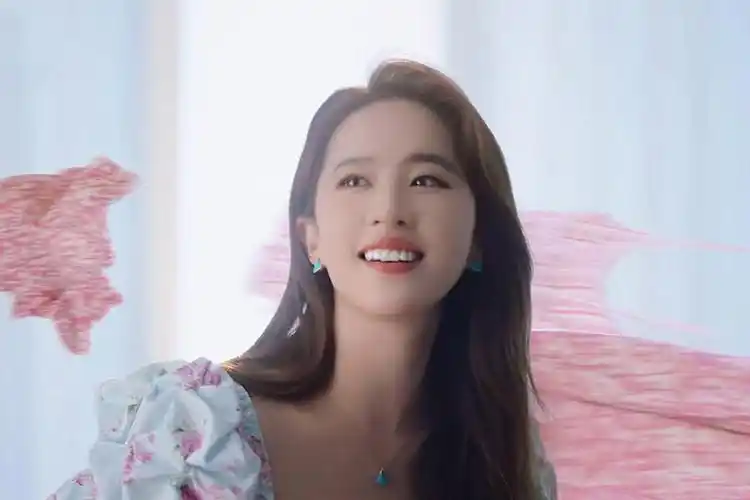 刘亦菲成为体验阿联酋首都阿布扎比代言人是什么水平?