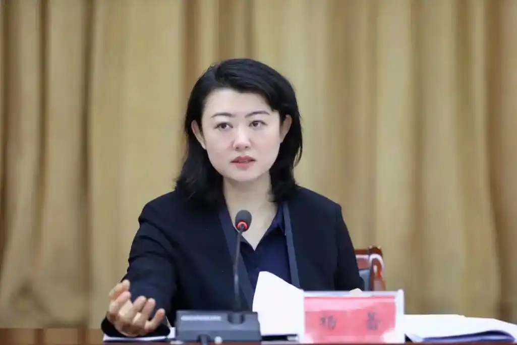 6月10日,邢台市任泽区委书记杨蕾深入麦田督导调研"三夏"生 - 抖音