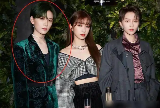 陆柯燃美在哪儿跟虞书欣刘雨昕出席活动合影就能看得出来