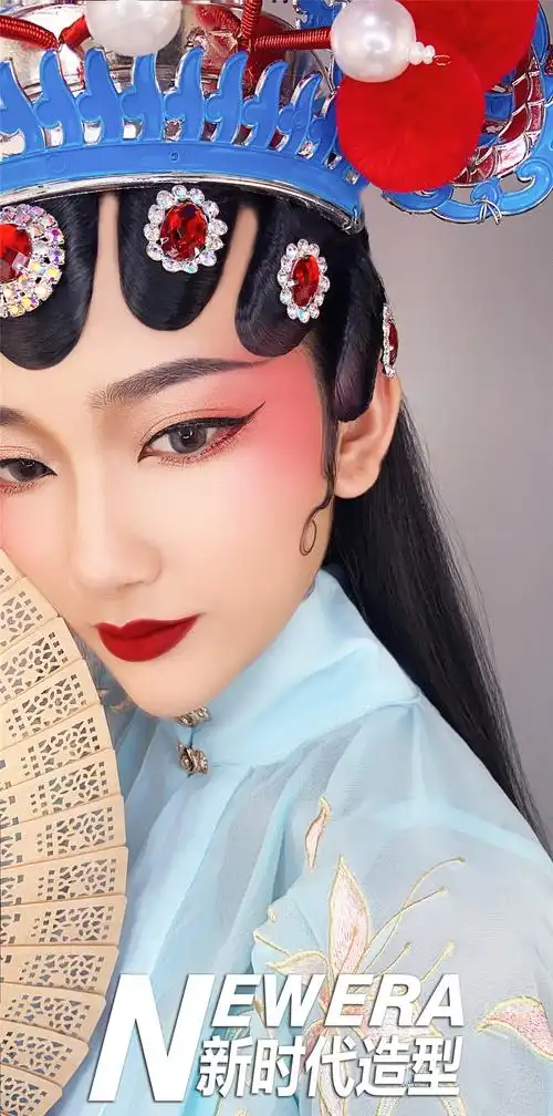 新时代美妆学院的化妆造型作品《戏曲妆造型-新时代美妆学院造型》