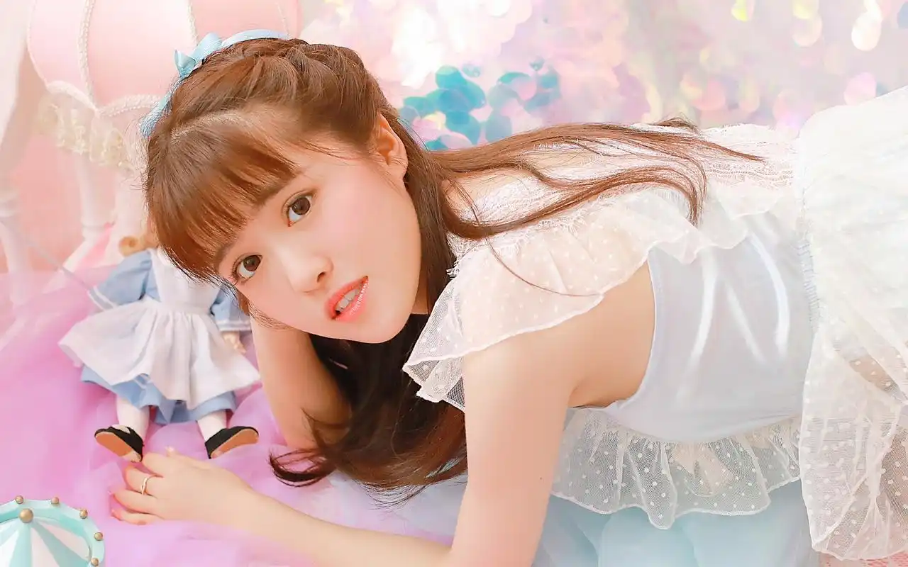 粉红少女可爱治愈系唯美高清壁纸