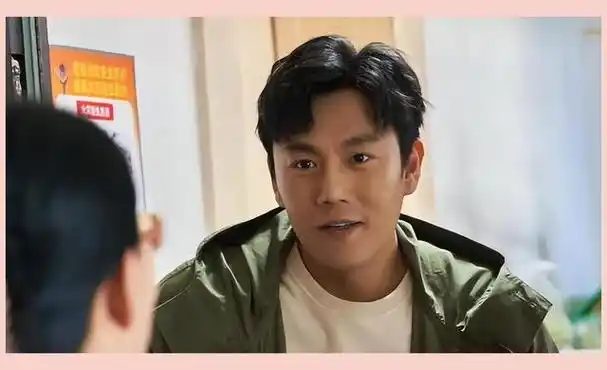 秦昊娶大十岁伊能静,人生轨迹偏离常规