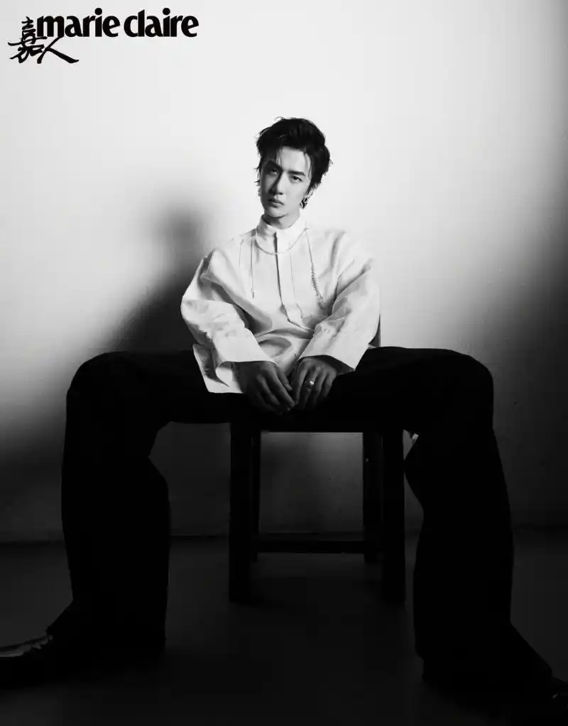 王一博面纱造型#王一博登《嘉人》6月刊封面内页发布,遵循内心,用