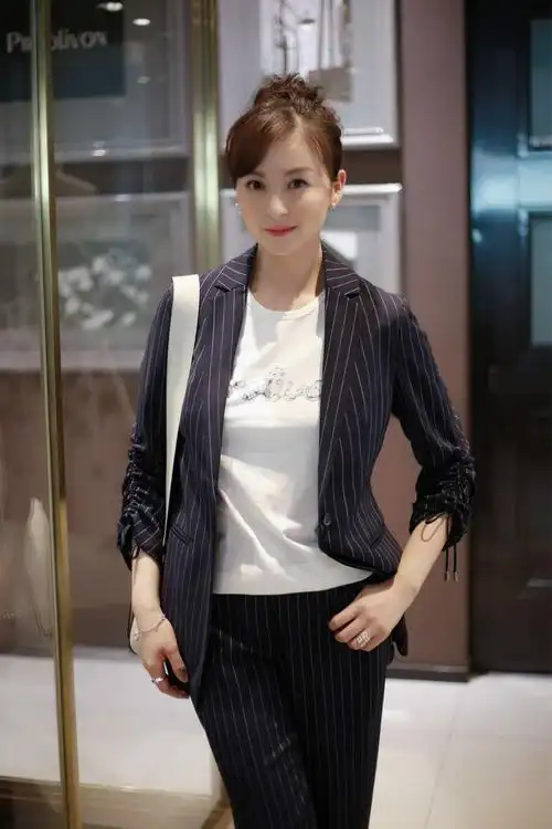 上海时装周压轴大秀 戴娇倩受邀出席