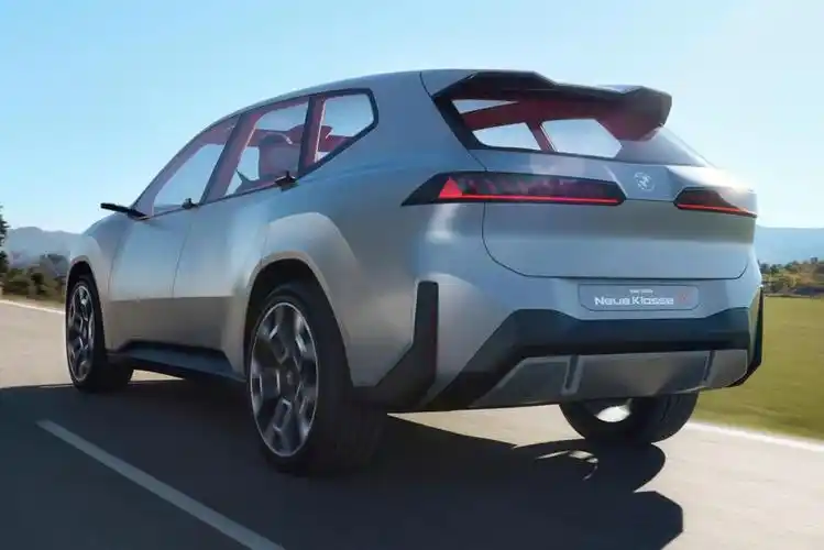 【新车速报】宝马新世代x概念车来了!_汽车杂谈社区_易车社区