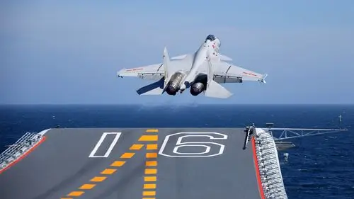 壁纸 沈阳歼-15战斗机从航母起飞 3840x2160 uhd 4k 高清壁纸, 图片,