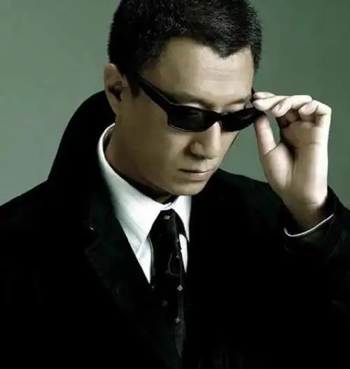 进入娱乐圈前混过社会的明星古天乐孙红雷都知道可她也混过