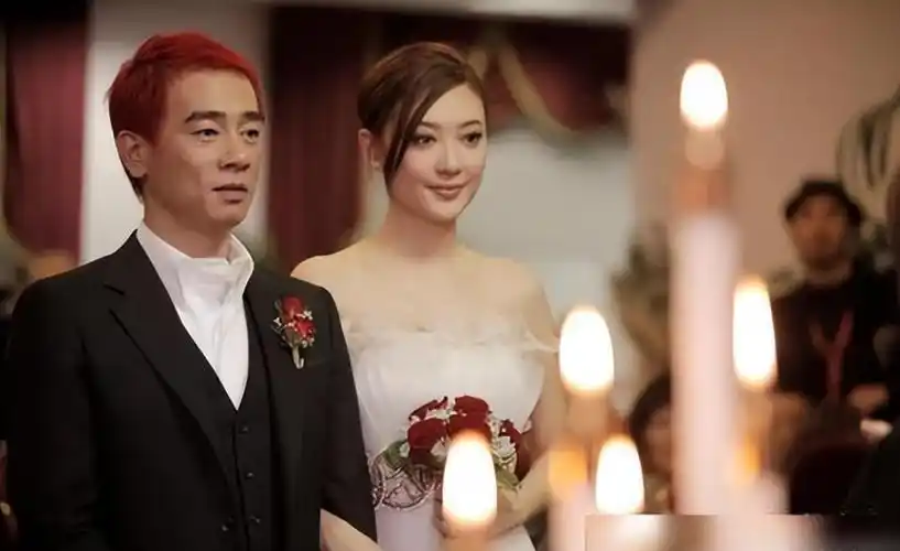 回顾精明的应采儿为何不嫁向佐而选择大16岁家世一般的陈小春