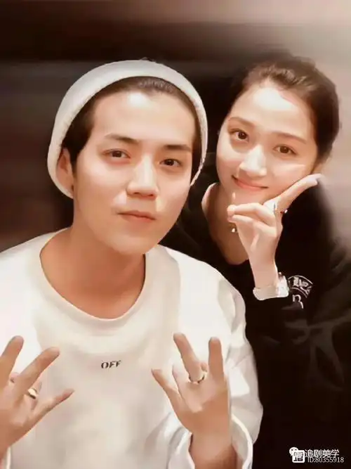 关晓彤|资本保护下的小公主