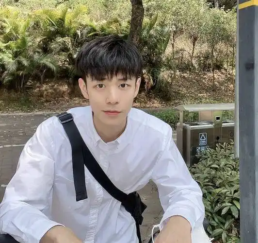 春节男生发型怎么选理发师建议这3款剪完涨颜值堪比换脸