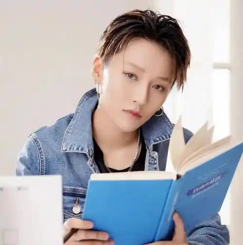 【微信头像】刘雨昕